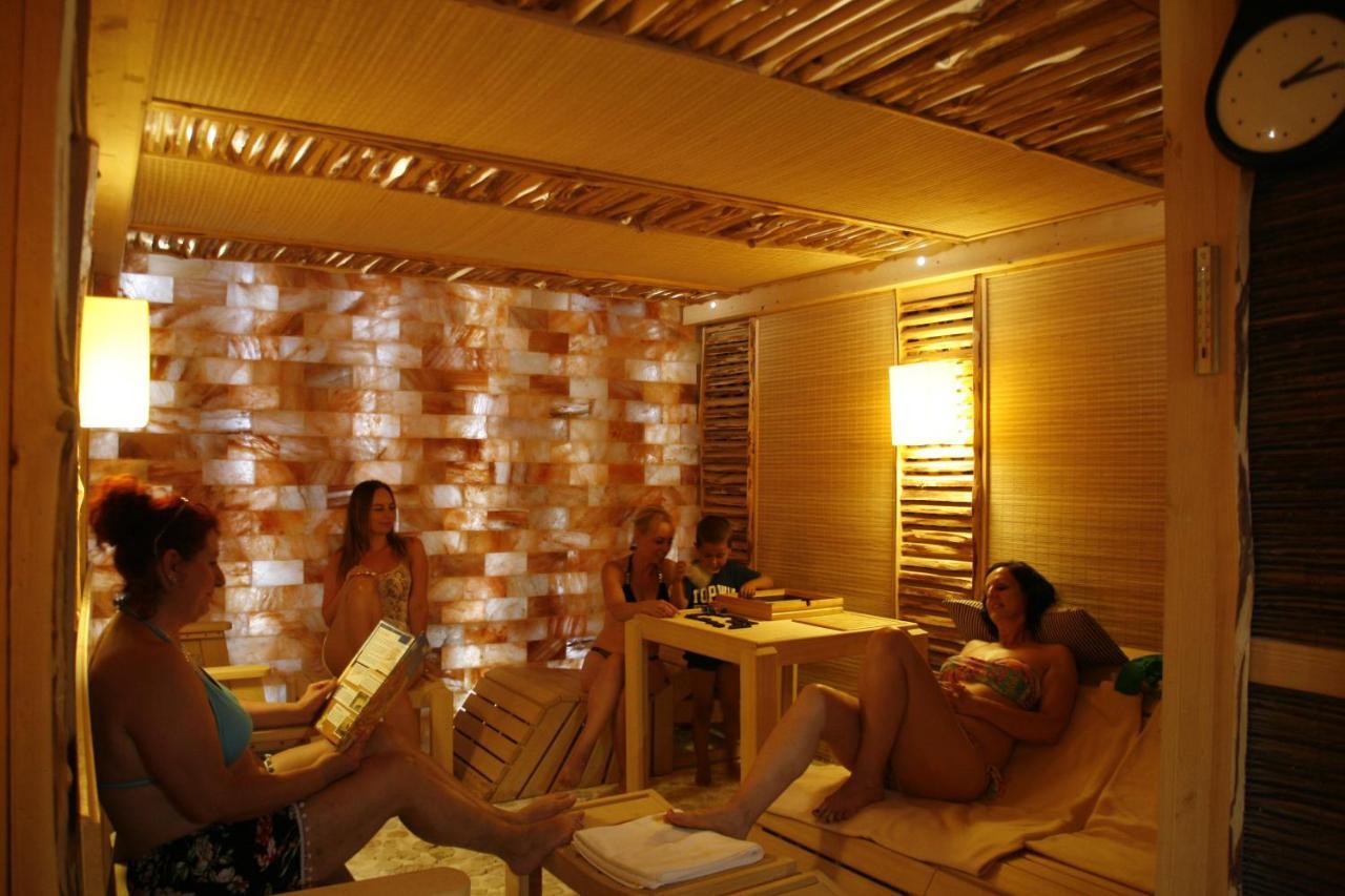 To Wellness Hotel Bánk Buitenkant foto